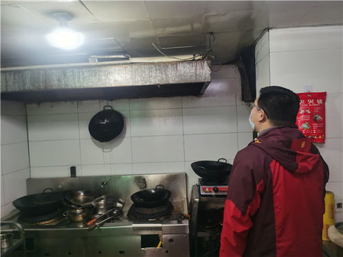 煉油廠區(qū)域餐飲油煙凈化專項(xiàng)檢查啟動，筑牢綠色飲食安全防線